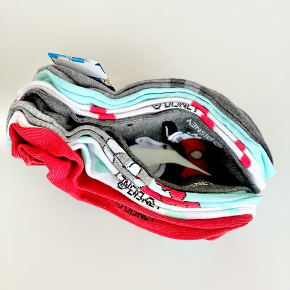 🆕New with tags DISNEY’S Mickey and Friends Days of the Week socks 7pair pack - Picture 4 of 8